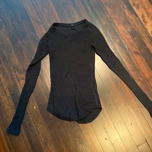 Lululemon black sweater